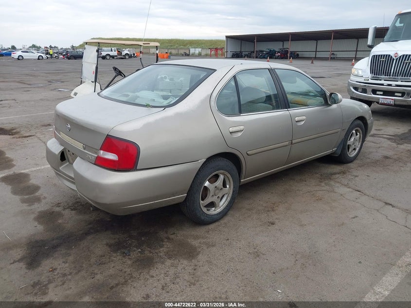 2001 Nissan Altima Gxe