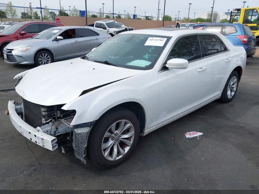 2015 Chrysler 300 Limited