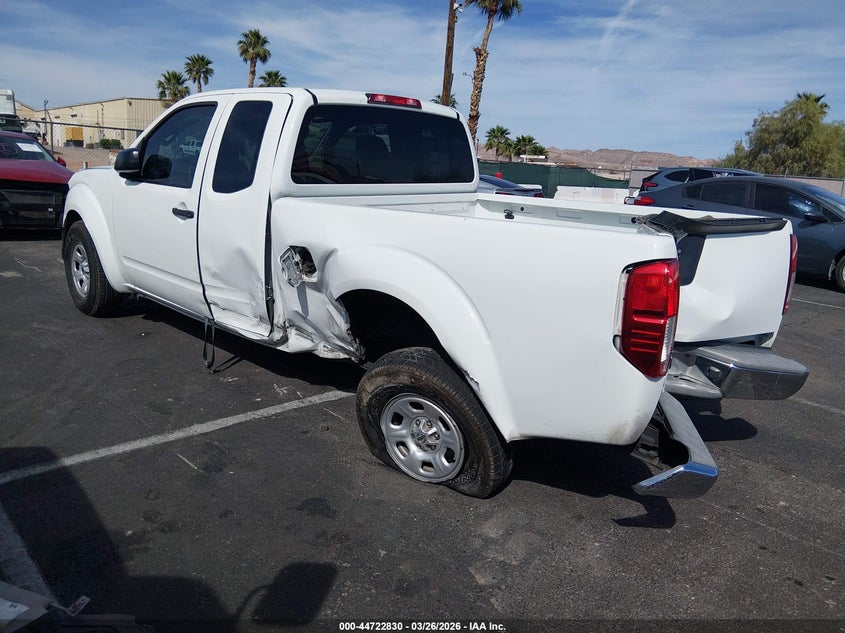 2015 Nissan Frontier S
