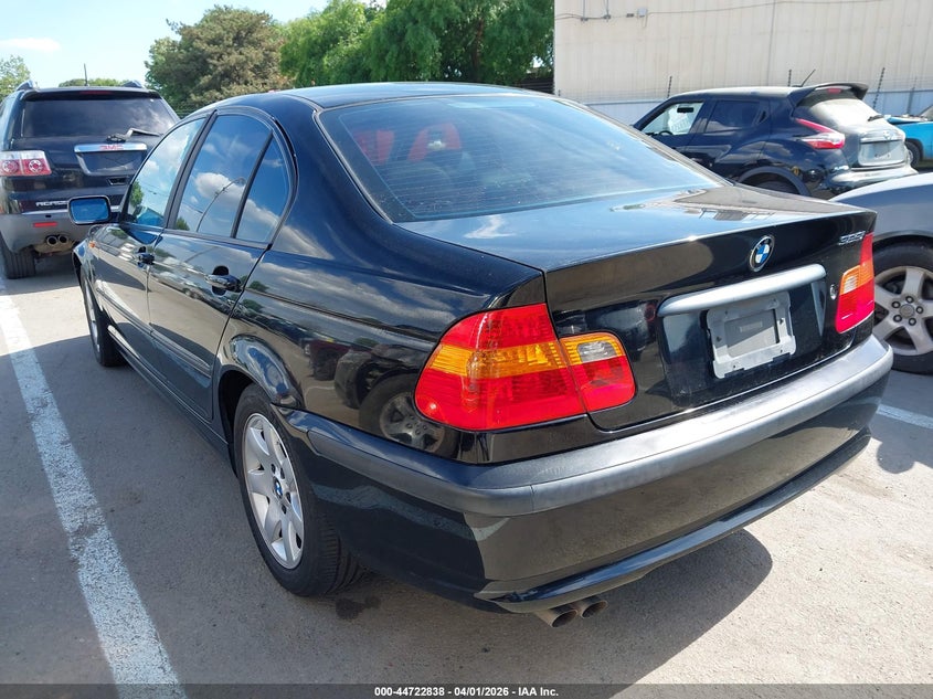 2004 BMW 325I