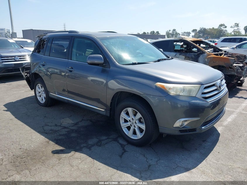 2013 Toyota Highlander Base Plus V6