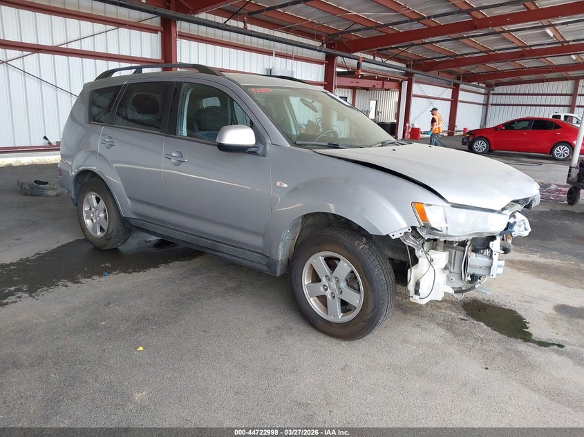 2010 MITSUBISHI OUTLANDER ES