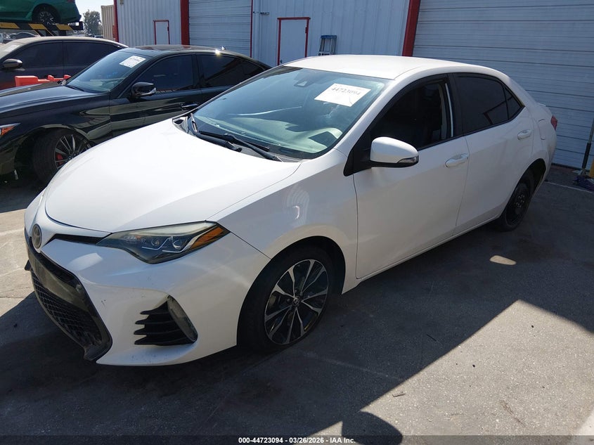 VIN 2T1BURHE6JC984506 2018 TOYOTA COROLLA SE