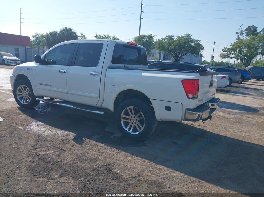 2014 Nissan Titan Sl