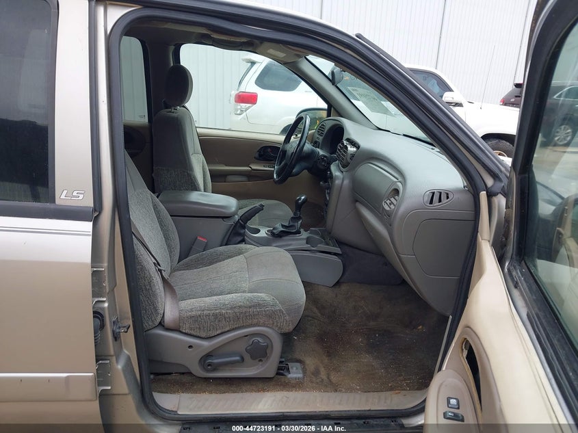 2002 Chevrolet Trailblazer Ls