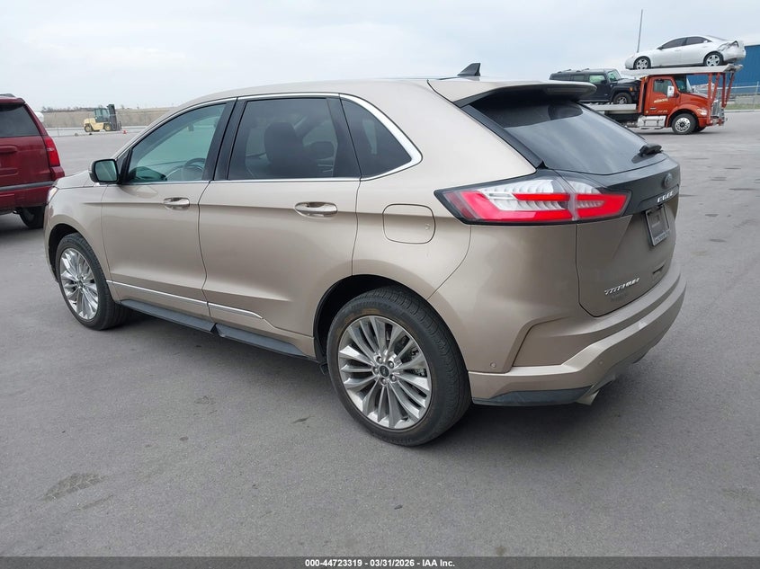 2021 Ford Edge Titanium