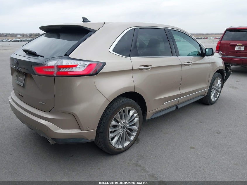 2021 Ford Edge Titanium