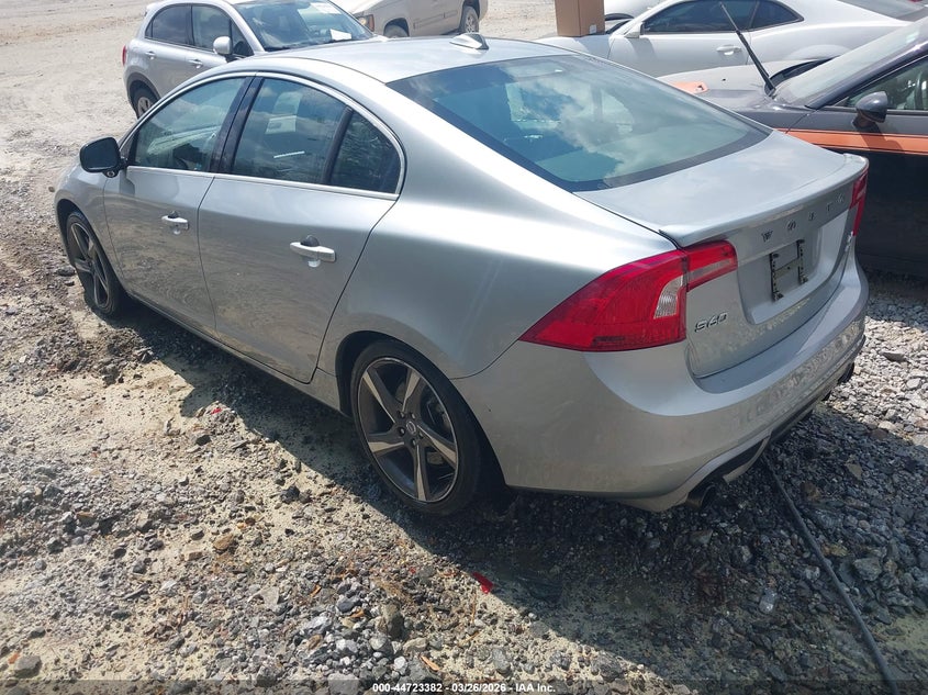 2013 Volvo S60 T6/T6 Platinum/T6 Premier Plus/T6 R-Design/T6 R-Design Platinum