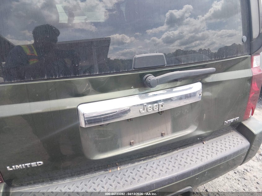 2007 Jeep Commander Limited VIN: 1J8HH582X7C655136 Lot: 44723392