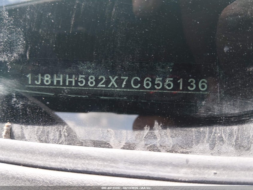 2007 Jeep Commander Limited VIN: 1J8HH582X7C655136 Lot: 44723392