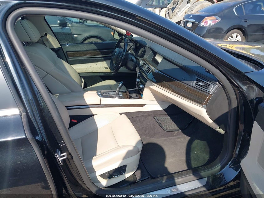 WBAKB4C51CC576360 2012 BMW 7er 3.0 740Li black