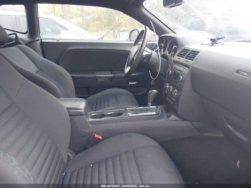 2013 DODGE CHALLENGER COUPE 3.6L V-6 DOHC, VVT, 305HP