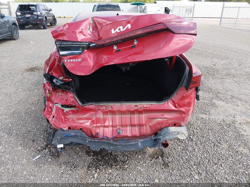 2024 KIA FORTE auction photo 6