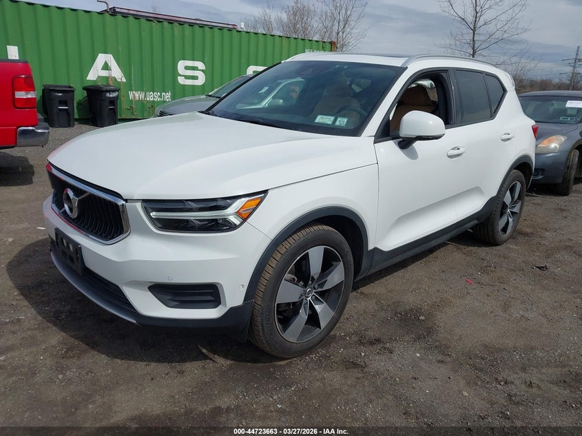 2019 Volvo Xc40 T5 Momentum