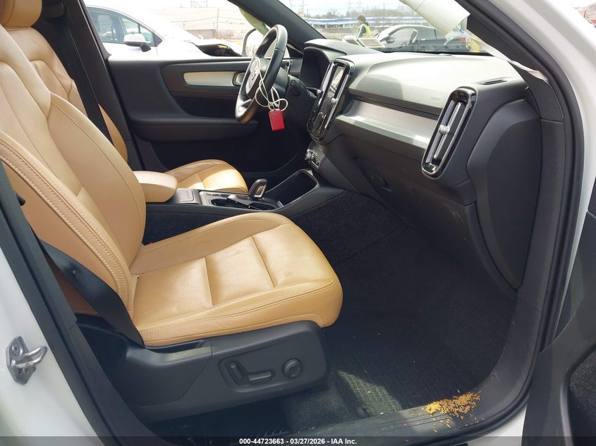 2019 Volvo Xc40 T5 Momentum