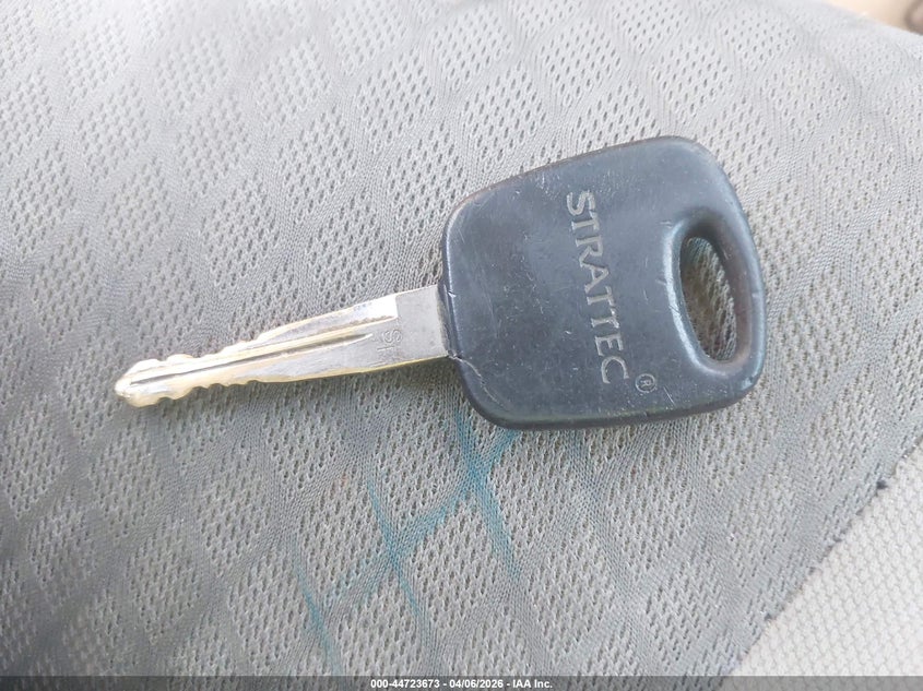 2003 Ford Escape Xlt VIN: 1FMYU03153KC97170 Lot: 44723673