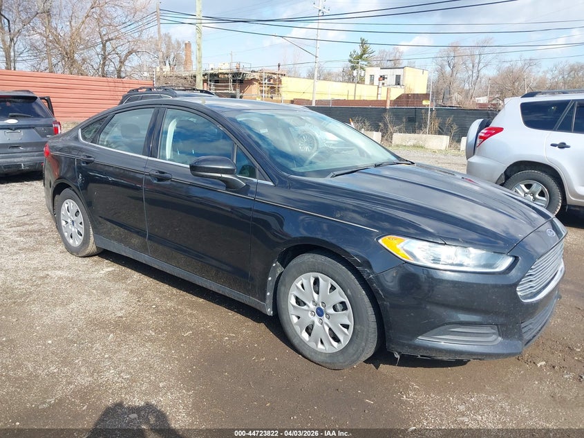 2013 Ford Fusion S