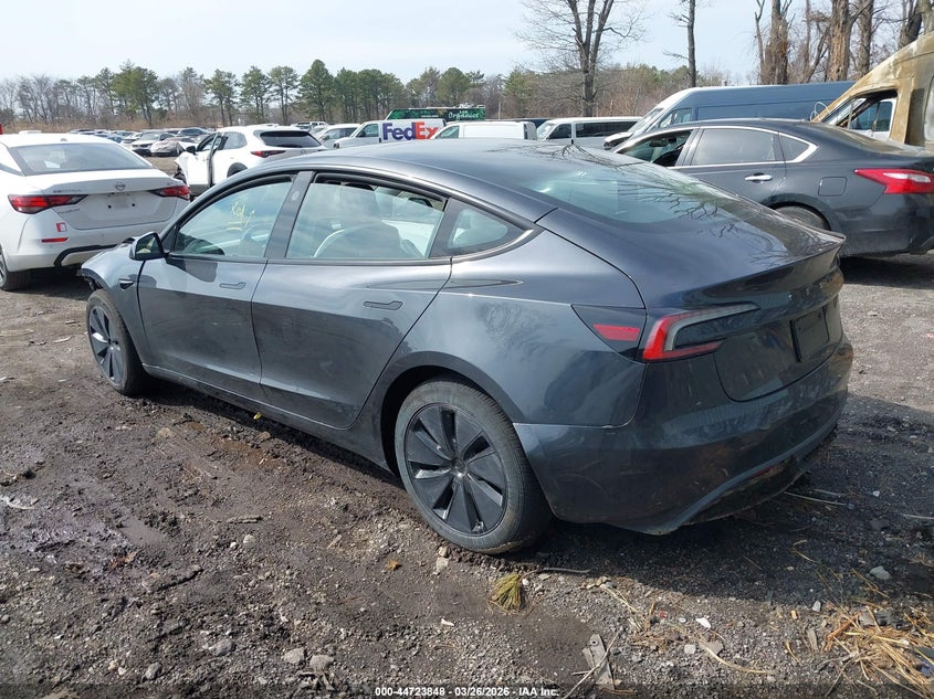 2025 Tesla Model 3 Long Range Rear-Wheel Drive/Standard Rear-Wheel Drive