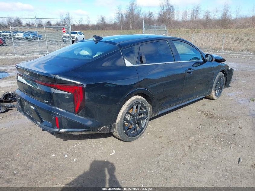 Vin: 3kpfw4dc4se255393, lot: 45221143, kia k4 gt-line turbo 20254