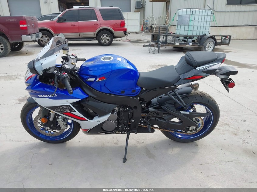 2026 Suzuki Gsx-R750 VIN: JS1GR7MA8T7100854 Lot: 44724103