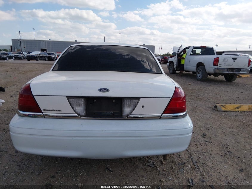 2008 Ford Crown Victoria Standard VIN: 2FAFP73VX8X115925 Lot: 44724222
