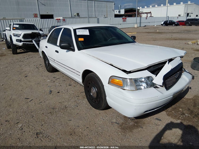 2FAFP73VX8X115925 FORD CROWN VICTORIA Photo 1