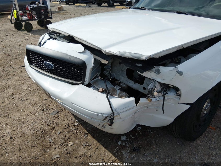 2008 Ford Crown Victoria Standard VIN: 2FAFP73VX8X115925 Lot: 44724222