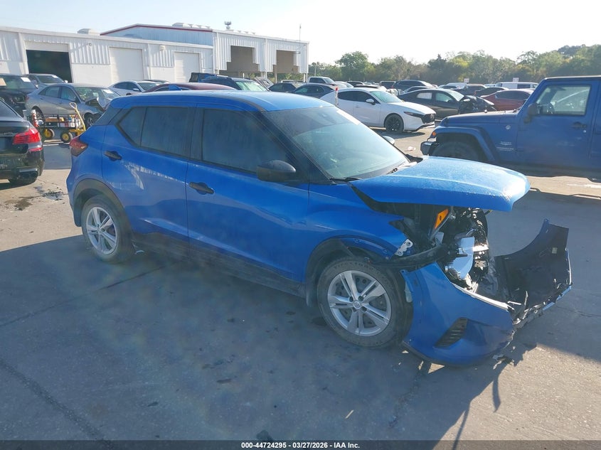 2023 Nissan Kicks S Xtronic Cvt