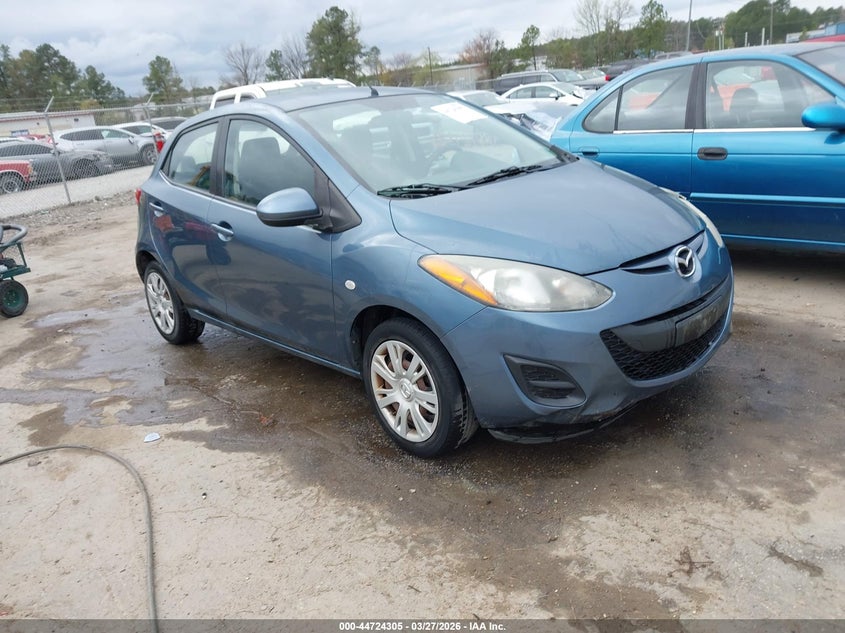 JM1DE1KY3E0185552 MAZDA MAZDA2 Photo 1