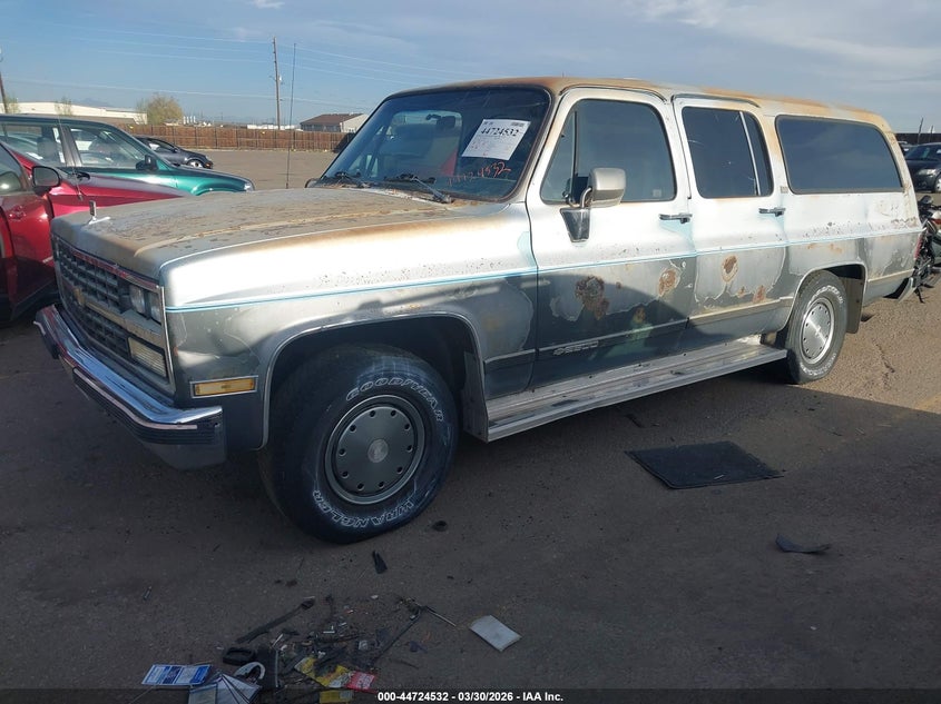 1989 Chevrolet Suburban R2500