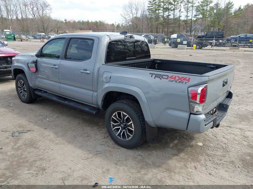 2020 TOYOTA TACOMA auction photo 3