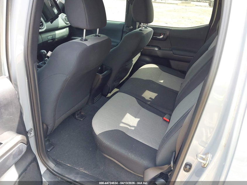 2020 TOYOTA TACOMA auction photo 7