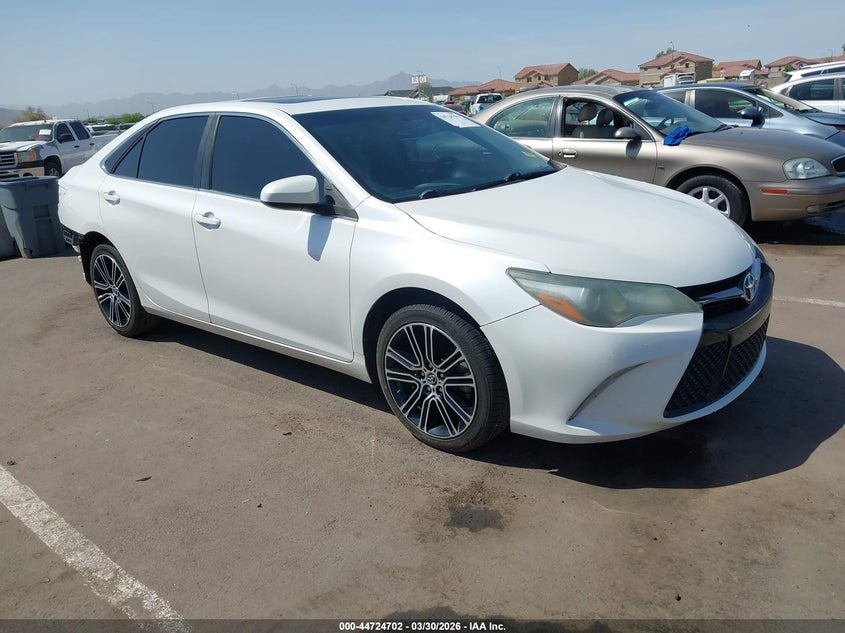 2016 Toyota Camry Se