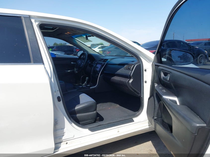 2016 Toyota Camry Se