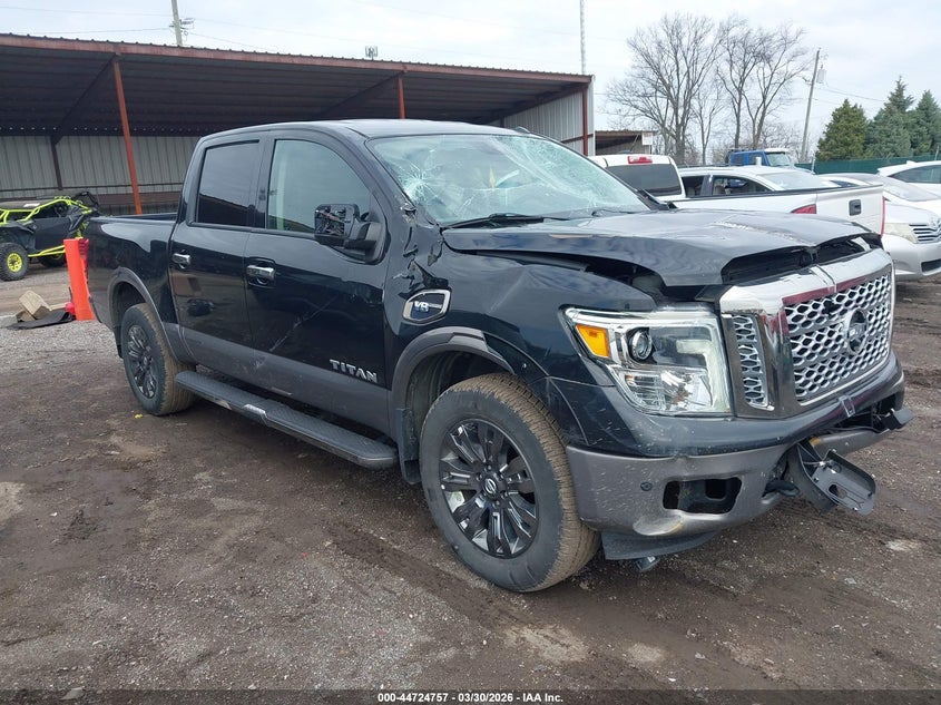 2017 NISSAN TITAN PLATINUM RESERVE