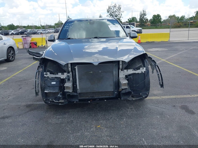 BMW X5 2018 VIN 5UXKR6C52JL080327
