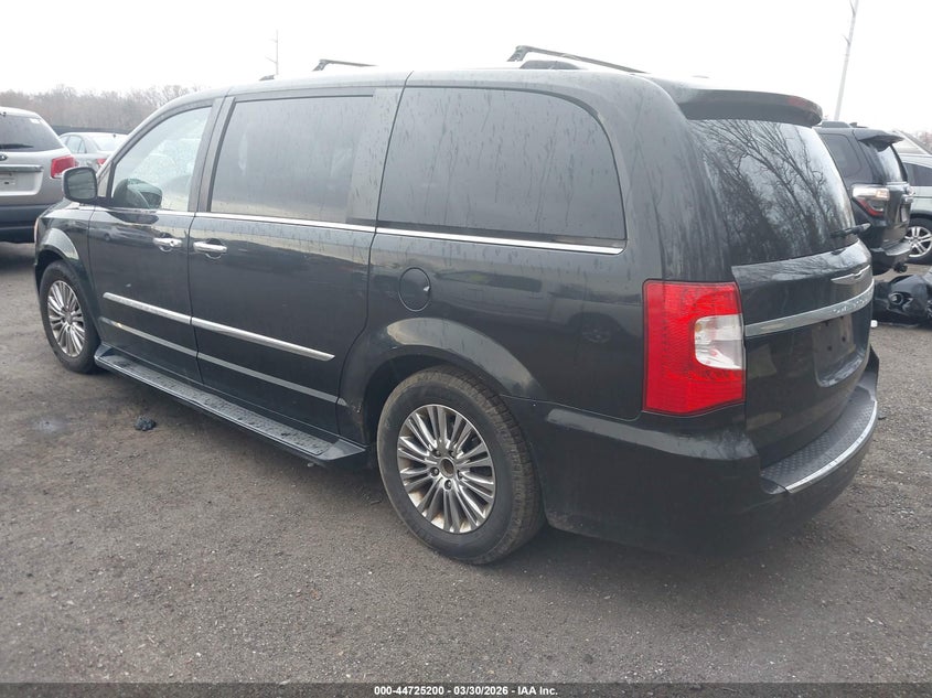 2011 Chrysler Town & Country Limited
