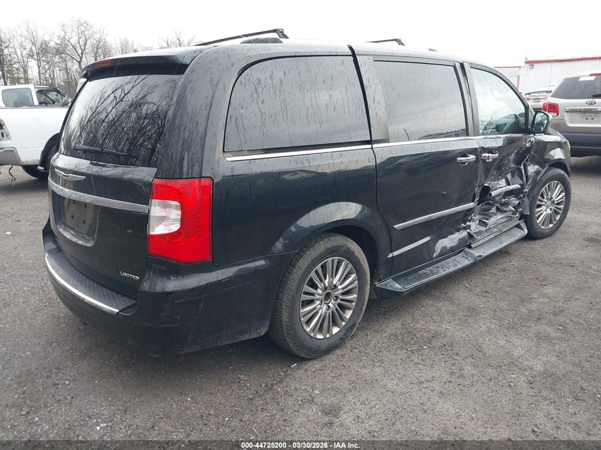 2011 Chrysler Town & Country Limited