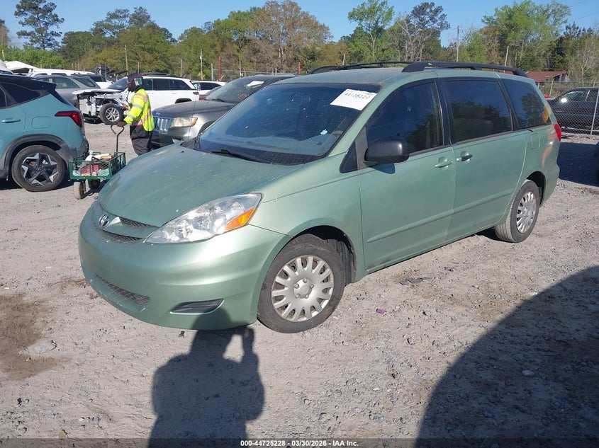 2009 Toyota Sienna Ce