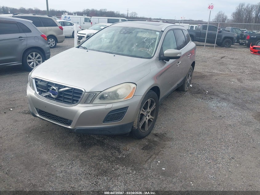 2013 Volvo Xc60 T6/T6 Platinum/T6 Premier Plus/T6 R-Design/T6 R-Design Platinum/T6 R-Design Premier Plus