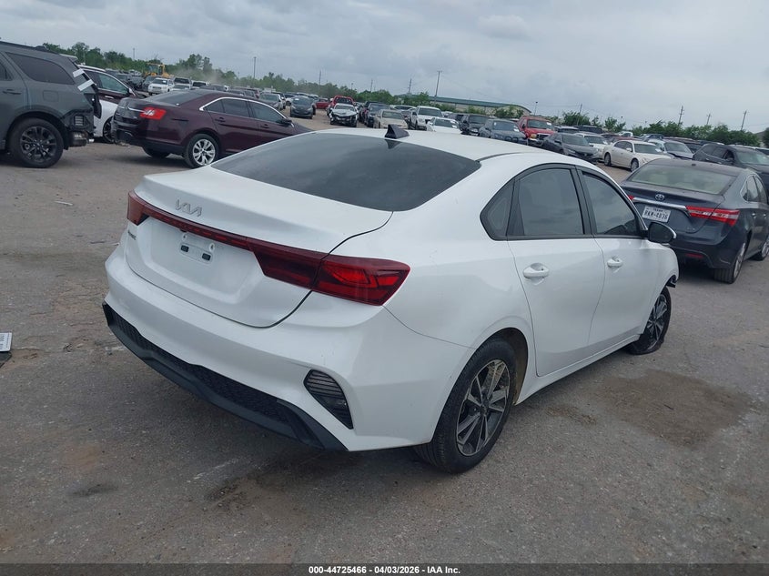 2023 Kia Forte Lxs