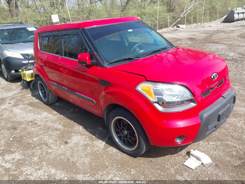 2011 Kia Soul +