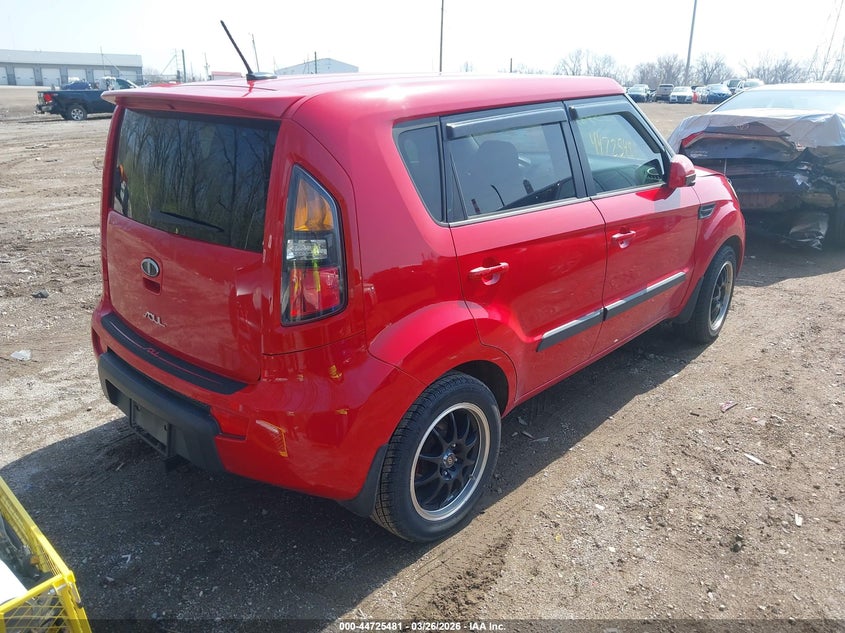 2011 Kia Soul +