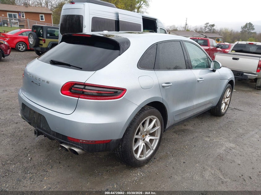 2016 Porsche Macan S