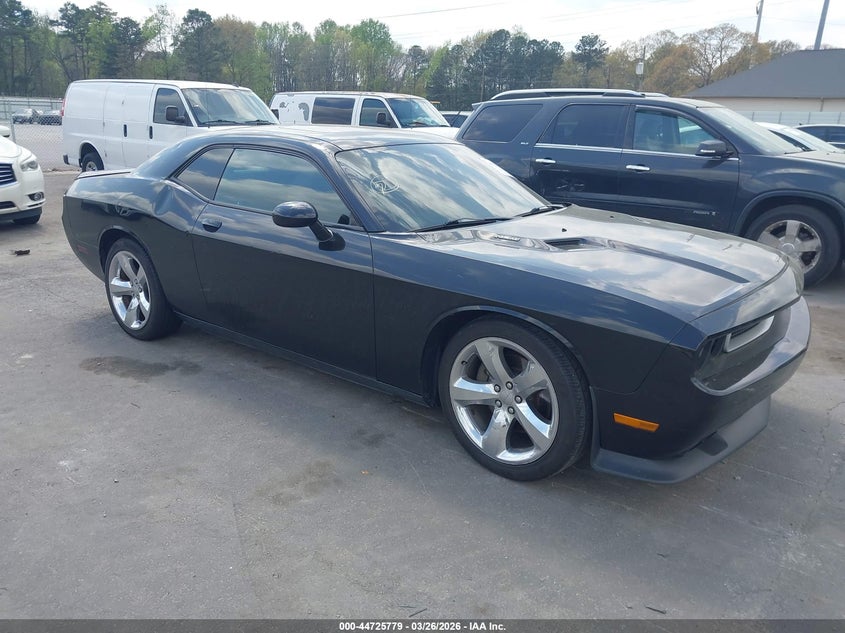 2013 Dodge Challenger R/T Plus