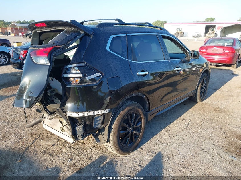 2018 Nissan Rogue Sv