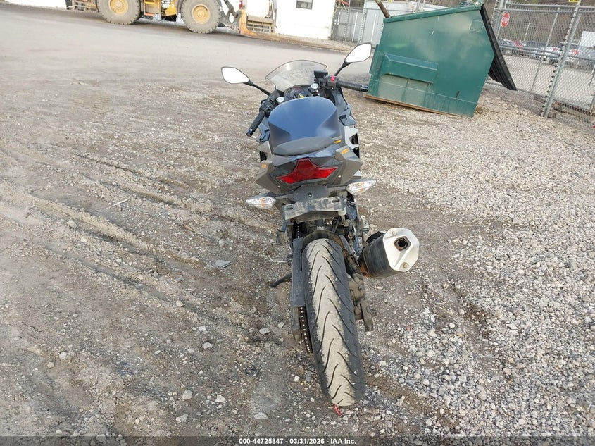 2023 Kawasaki Ex400 VIN: JKAEXKG13PDAR8386 Lot: 44725847
