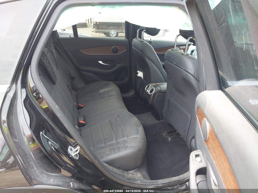 2022 Mercedes-Benz Glc 300 4Matic Suv VIN: W1N0G8EB2NG047526 Lot: 44725866