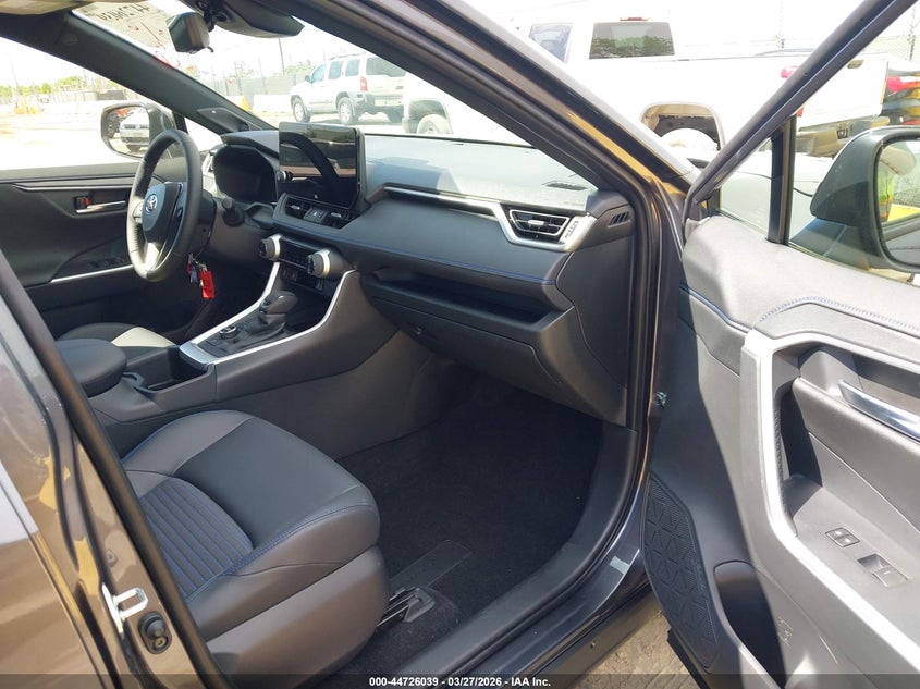 2025 Toyota Rav4 Hybrid Xse