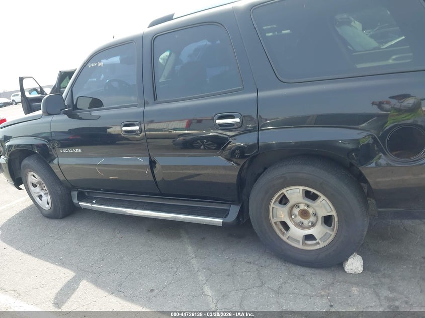 2005 Cadillac Escalade Standard VIN: 1GYEC63T95R123511 Lot: 44726138